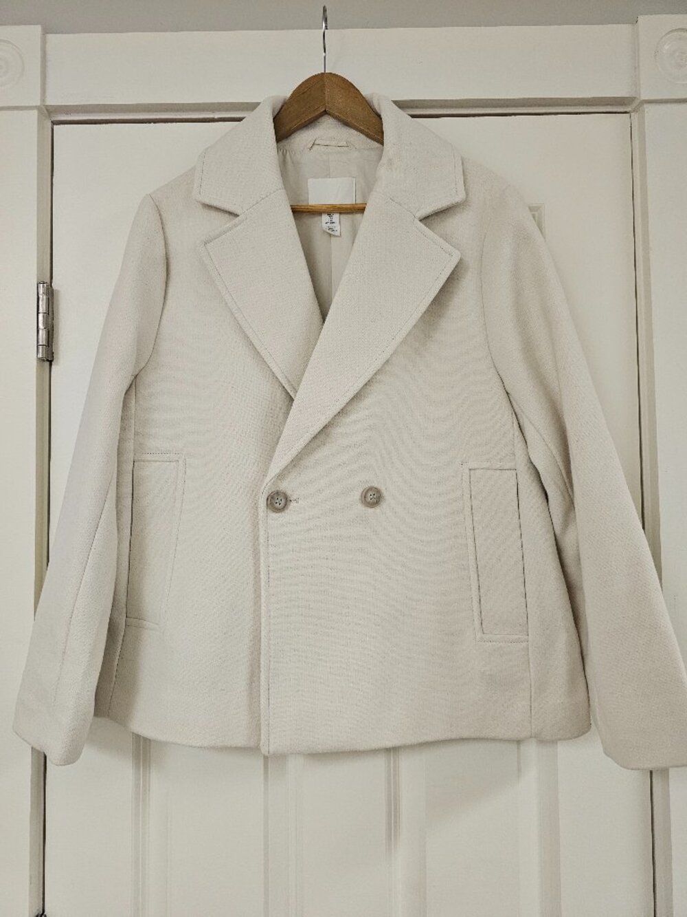 H&M Women's White Pea Coat/Blazer/Jacket, soft twill side pockets